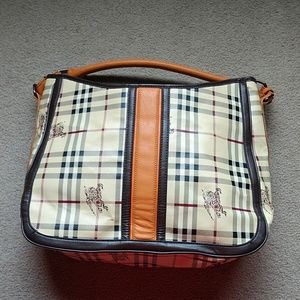 Burberry purse